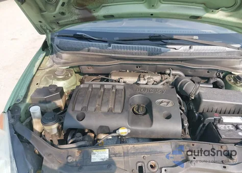 2008 Hyundai Accent Gs z USA, uszkodzony, nr VIN KMHCM36C98U103843